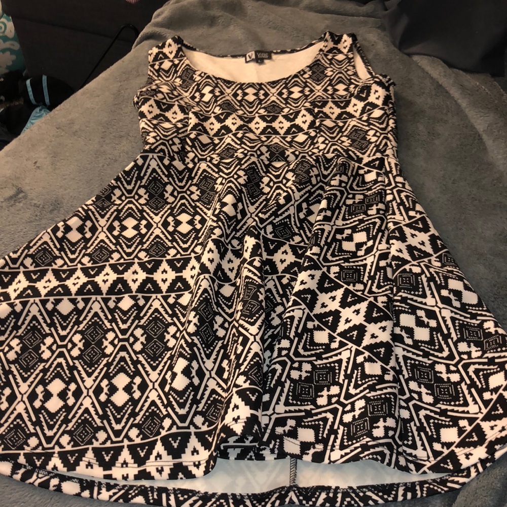 Short dress